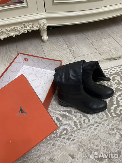 Сапоги женские