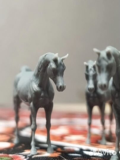 Миниатюра лошадки