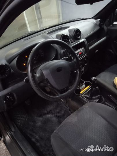 LADA Granta 1.6 МТ, 2013, 135 000 км