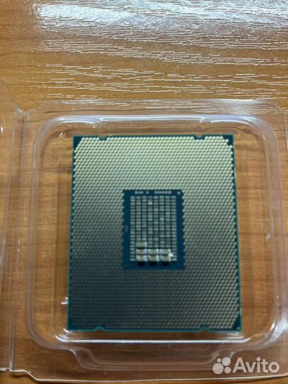 Intel Xeon E5-2683 v4