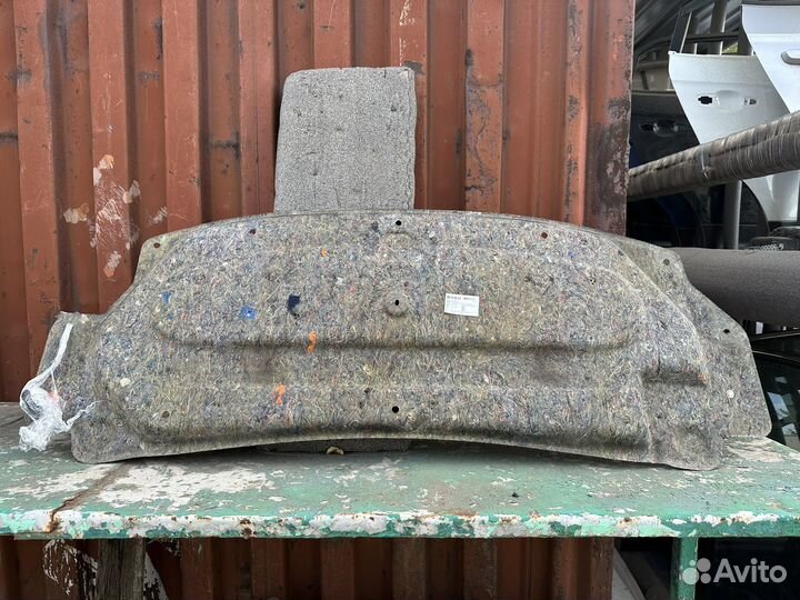 Обшивка капота Renault Sandero 2/Logan 2 Stepway