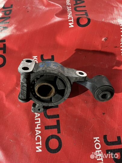 Подушка двигателя задняя Nissan Teana J32