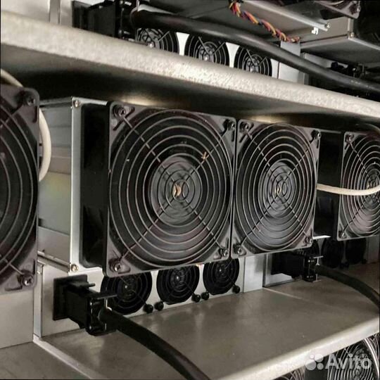 Asic Antminer s21 pro в наличии