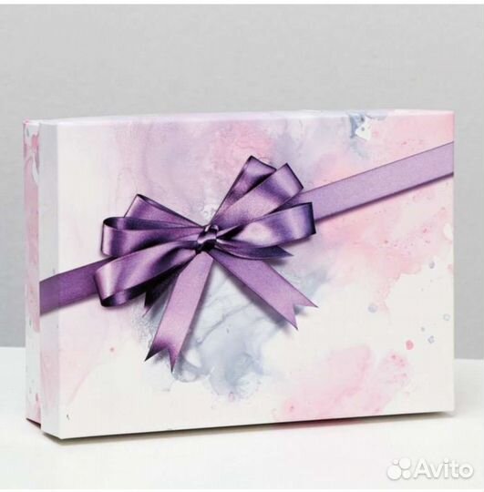 Коробка праздничная