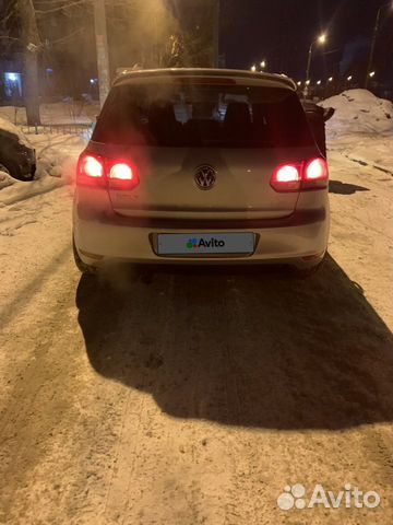 Volkswagen Golf 1.6 МТ, 2009, битый, 130 000 км