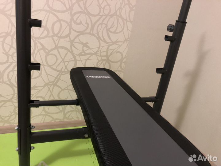 Комплект: силовая скамья Torneo, гриф, блины
