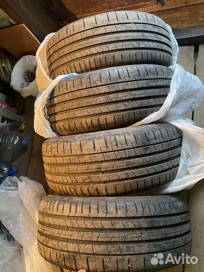 Pirelli P Zero 245/45 R18 100