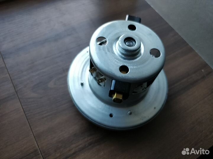 Двигатель для пылесоса LG YDC06 1400W EAU52809102