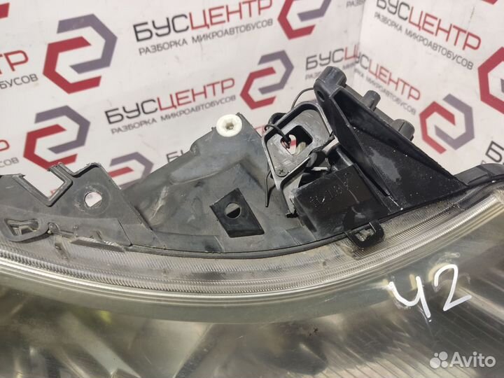 Фара правая Пежо Боксер 06-11 год. 250 кузов
