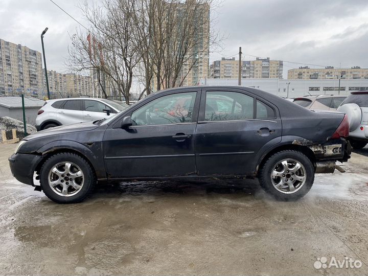 Ford Mondeo 1.8 МТ, 2001, 373 454 км