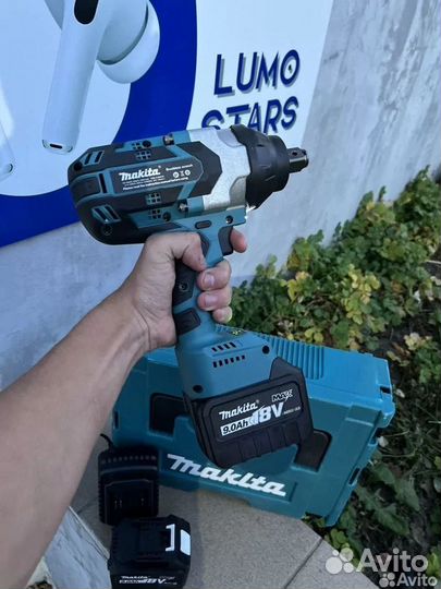 Гайковерт аккумуляторный makita грузовой 2200 N.m