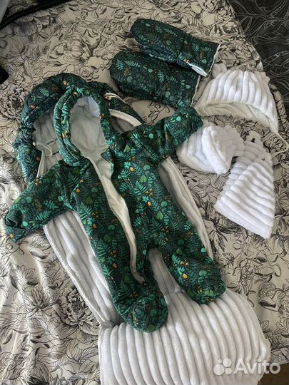 Конверт + комбинезон на выписку и в коляску