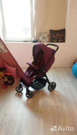 Прогулочная коляска бу