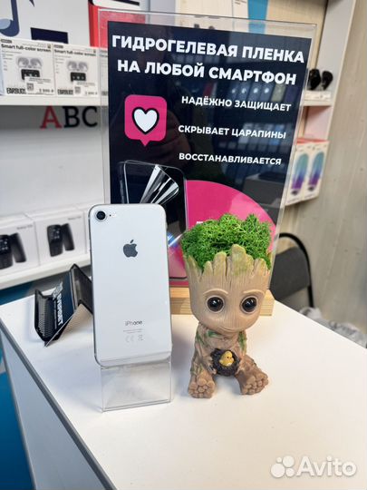 iPhone 8, 64 ГБ