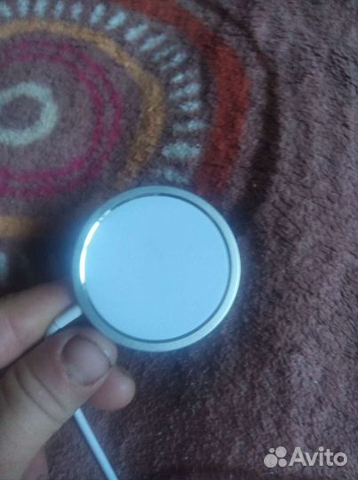 Магнитная зарядка