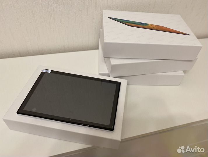 Планшет 10,1