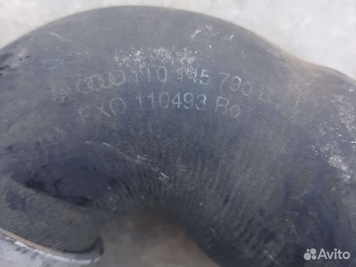 Патрубок интеркулера VW Caddy 1.9 TDI