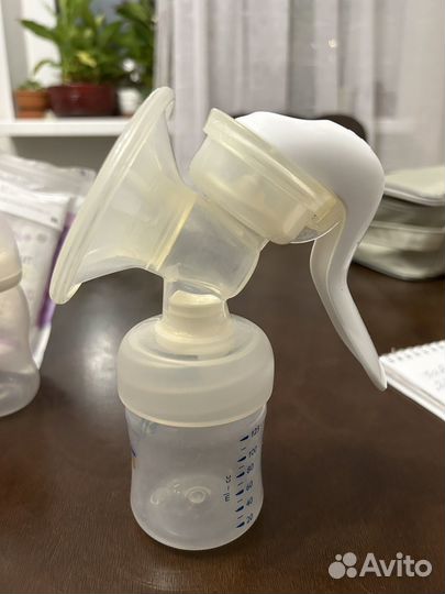 Молокоотсос ручной avent