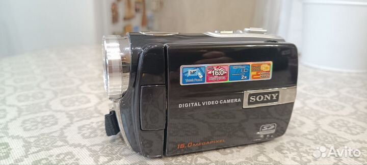 Маленькая видеокамера sony HDV-V8S/16megapixel