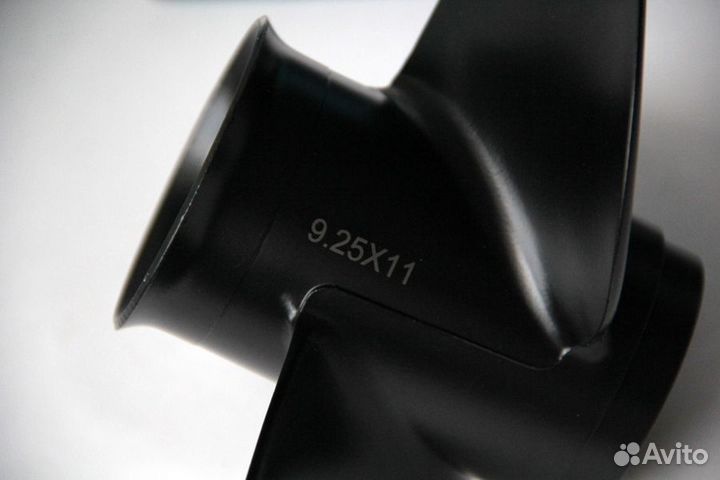 Винт гребной Tohatsu 9,9-18 9,25 х 11