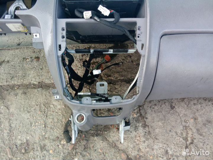 Торпедо Hyundai Accent 2 1.5 2006