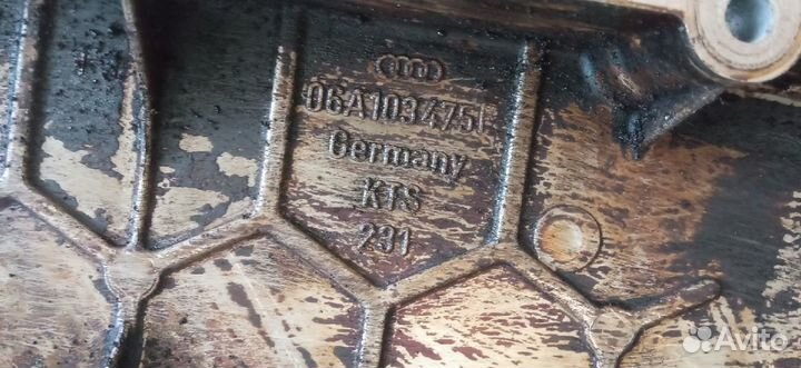 Крышка головки блока (клапанная) Volkswagen Golf 4