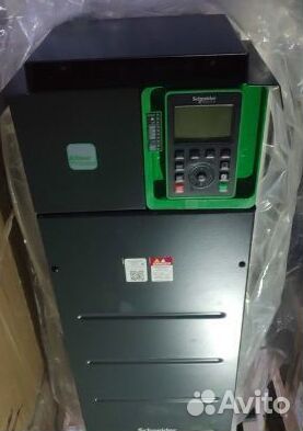 Преобразователь Schneider Electric ATV930D90N4