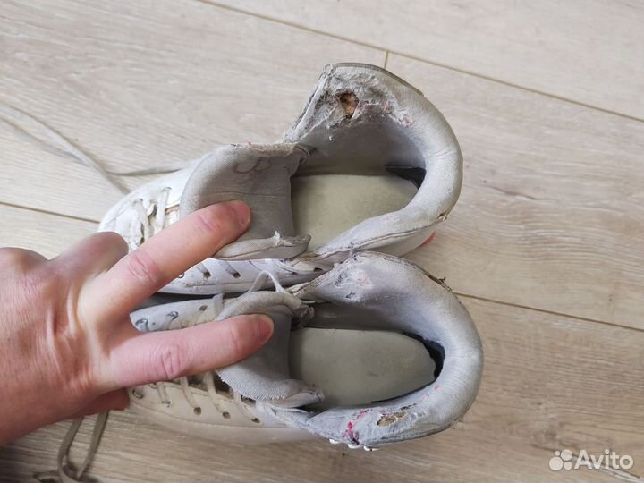 Коньки фигурные Risport 210