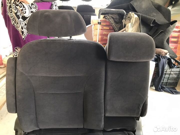 Седенье на Honda Elysion