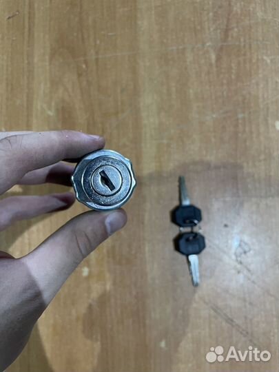 Замок зажигания Heli H2000