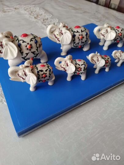 Коллекция слонов из кости 7 штук