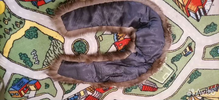 Меховой воротник чернобурка