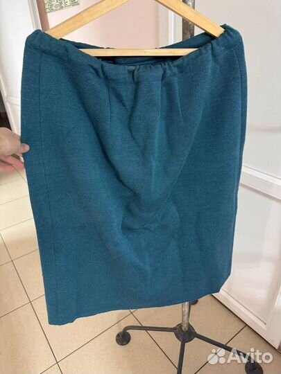 Шерстяной костюм с юбкой женский 60 р