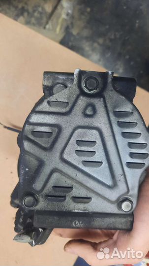 Компрессор кондиционера Honda Civic