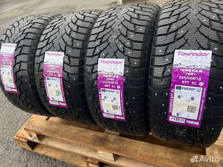 Tourador Winter Pro TS1 245/40 R18 и 265/35 R18 98U