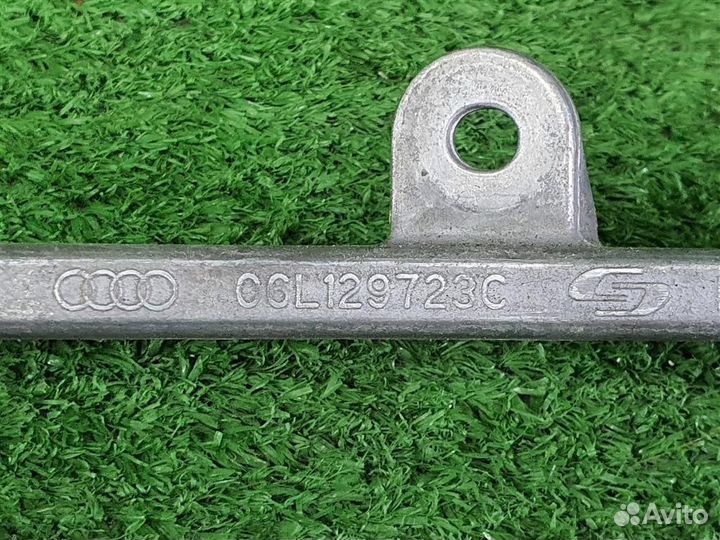 Кронштейн впускного коллектора Audi A5 Coupe/Spor