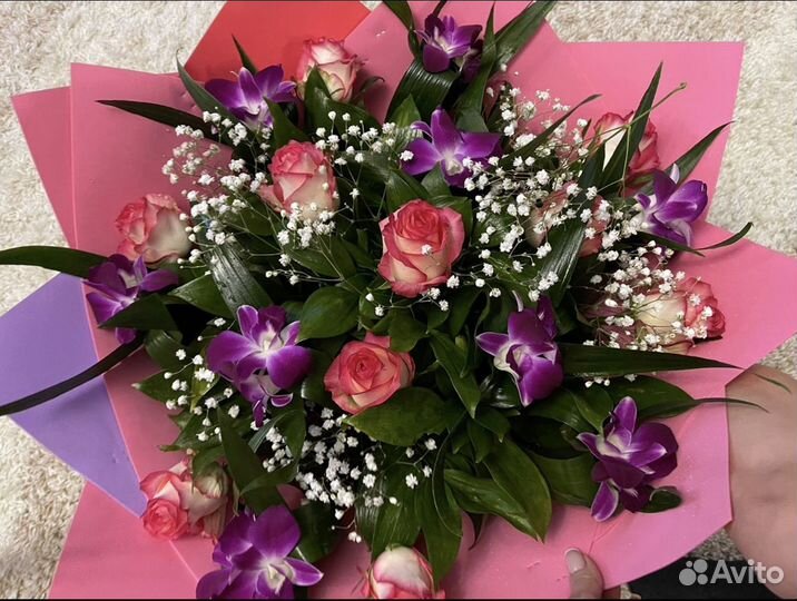 Живые цветы, букеты, тюльпаны