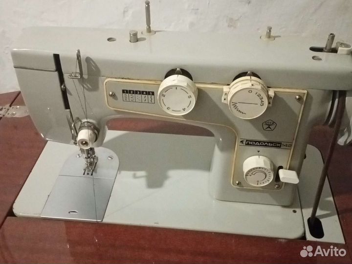 Швейная машинка подольская ножная
