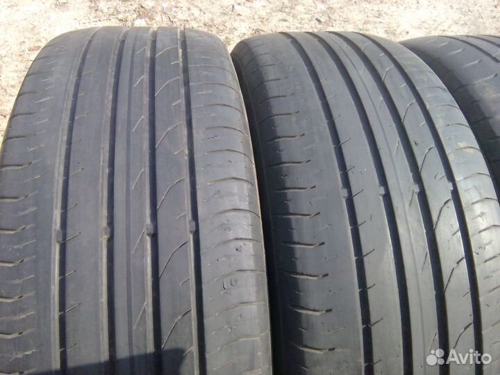 Continental ContiPremiumContact 2 215/55 R18 99V