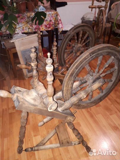 Прялка старинная