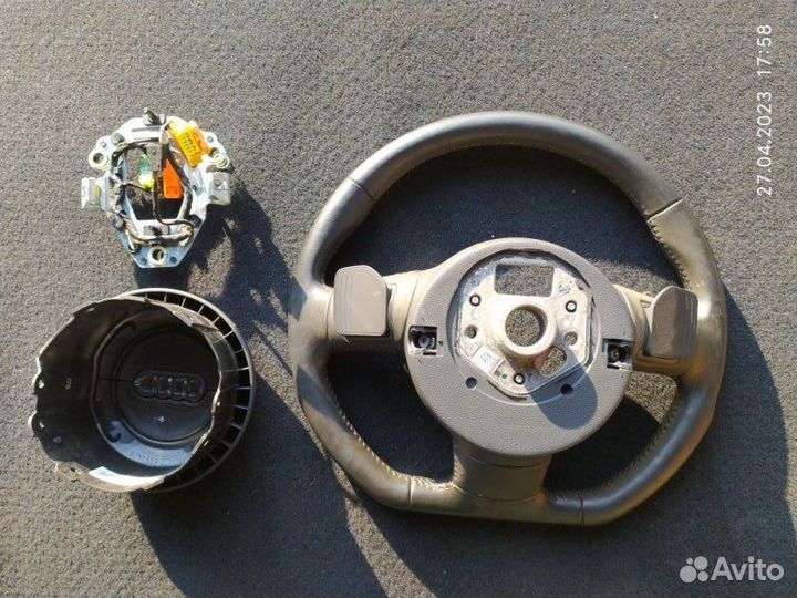 Руль Audi Tt 8J CCZ 2007