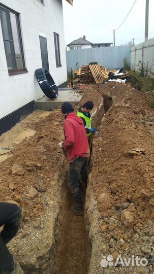 Землекопы копка траншей