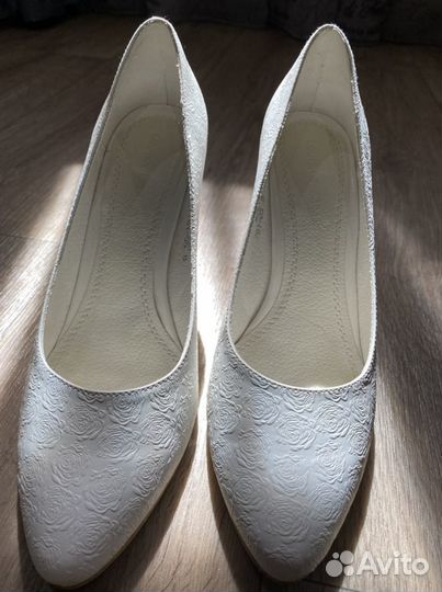 Туфли белые свадебные