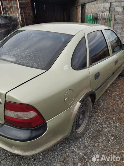 Opel Vectra 1.6 МТ, 1996, 245 000 км