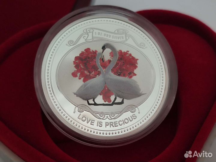 Ниуэ 2 доллара 2010 «Любовь навсегда.Лебеди»