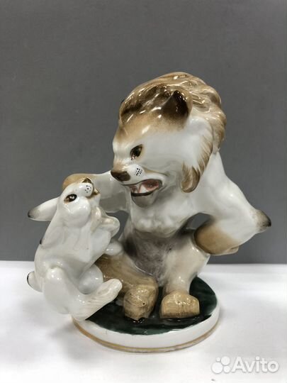 Статуэтка лфз « Заяц во хмелю»