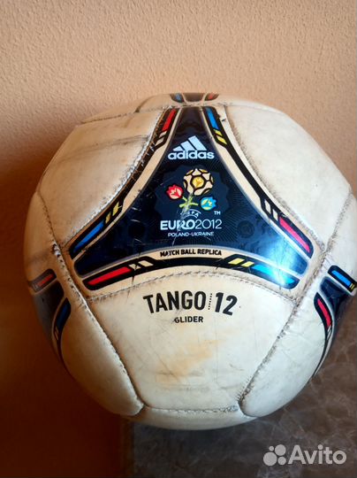 Футбольный мяч Аdidas Tango 2012 Euro