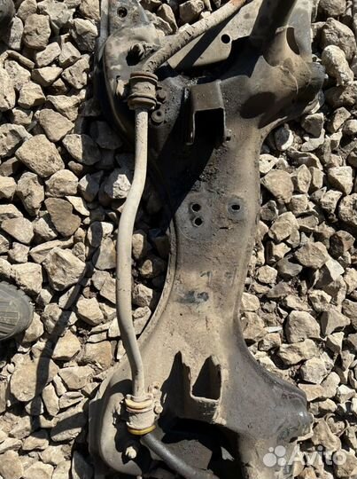 Lifan x60 подрамник