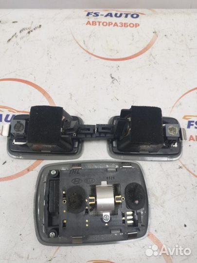 Плафон подсветки салона Hyundai Santa-Fe 2 2.2