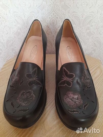 Туфли чёрного цвета кожа